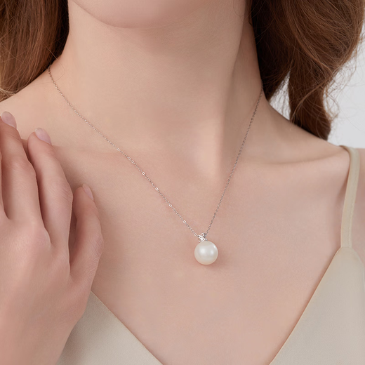 Laibofen four-leaf clover 18K gold Australian white pearl pendant necklace single Venus diamond style natural seawater clavicle chain 10-11mm heritage five-star Venus double certificate