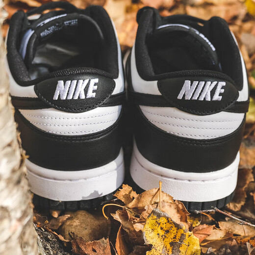 
Nike (NIKE) Dunk Low 'WhiteBlack' Black and White Panda Shoes DD1391-100 DD1503-101 [Women's Model] 40.5 Authentic product supports identification