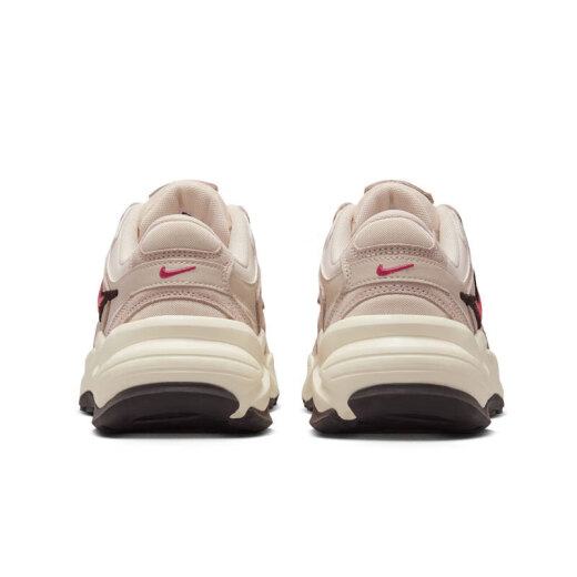 Nike (nike) кроссовки для кроссовки.