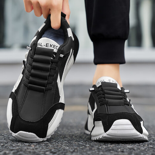 Changxiang huili Station européenne Chaussures masculines 2025 Nouveau été respirant tout-correspondant sportif et chaussures de loi