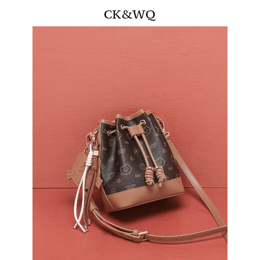 Agent d'achat CK / WQ Hong Kong Fashion Retro Retro Handbag Bag Femme Femme Daily Commu au sac à bandoulière Single-Single Brown Brown Brown