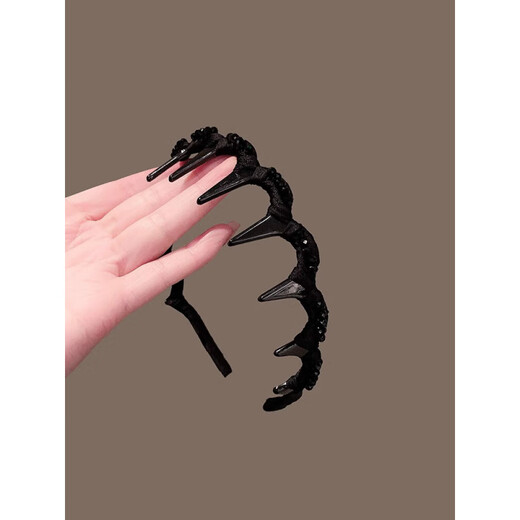 Dai Shilin DSL headband light luxury women's model 2025 new black rhinestone handmade high skull pressure hair headband with teeth anti-slip hairpin black diamond headband