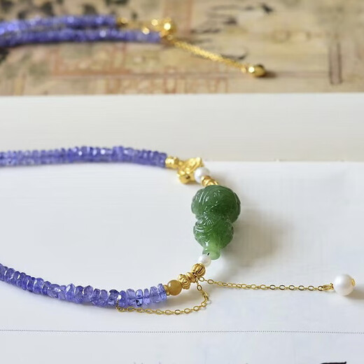 Floating tanzanite gem faceted clavicle chain jasper carved gourd pendant animal year gift picture customized version