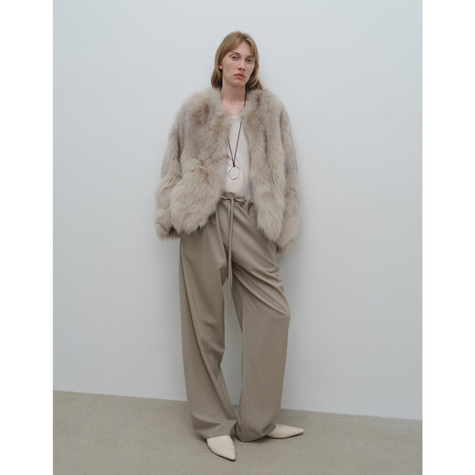 MSBEAST MISS BEAST IMPORTÉ FINLANDE FOX KANMAO TRIANGLE COLLAR MOTE FURS HIVER Femme | Waviva North Island Deep Carbon Grey L