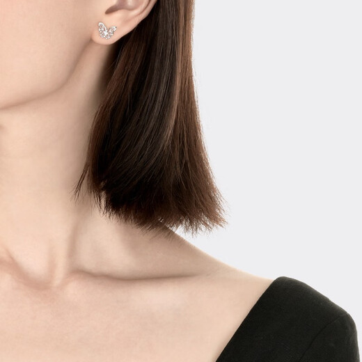 Chow Sang Sang (CHOW SANG SANG) platinum earrings butterfly earrings 90255E