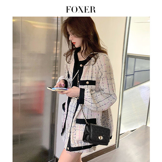 Golden Fox (Foxer) 2025 Nouveau sac de chaîne de diamant en cuir de luxe léger pour femmes pour femmes crossbody petit sac carré cadeau d'anniversaire pour petite amie noire
