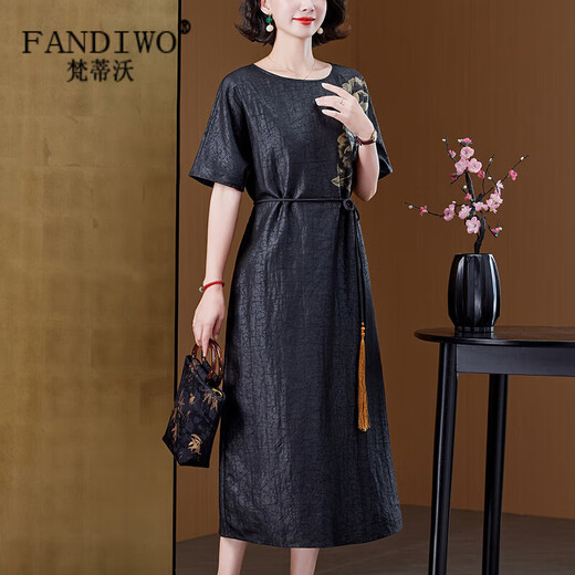 
Vatico brand Xiangyunsha dress new style fur summer large size women's hand-painted silk mulberry silk mother skirt black belt L suggest 105-125Jin [Jin equals 0.5 kg]