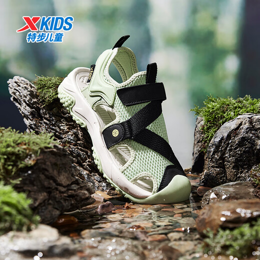 XTEP Children's Unisex Cool, Comfortable and Breathable Summer Velcro Beach Shoes Shanlan Green/Black 34