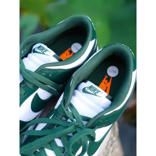 Nike (Nike) Dunk Low Retro White и Green Low Top Sports и Casual Board Shoes DD1391-101 DD1391-101 Белый и зеленый 36,5