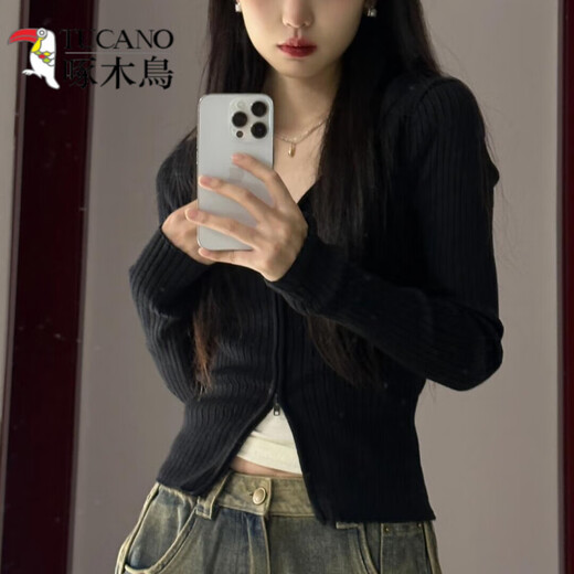 Veste tricotée de pull noir de pic (Tucano) pour les femmes au printemps et automne 2025 Nouveau cardigan à fermeture éclair double mince slim.