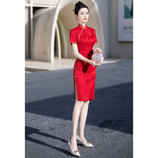 El examen de ingreso de la universidad en el Cheongsam en el Colegio será un buen comienzo en el verano, la nueva persona de estilo chino en el examen de ingreso de la escuela intermedia ganará el vestido corto de flores graves 679