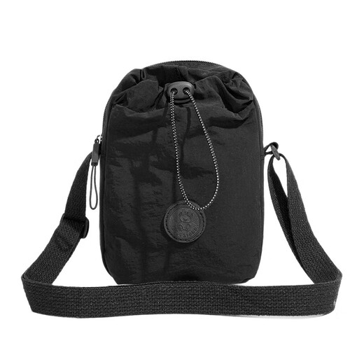 
Lightweight and niche design Spring casual 2025 new simple single-shoulder fashionable trendy women's crossbody bag black