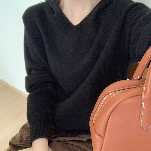 
Hoodie chic base shirt for women in autumn and winter 2025 new fashionable knitted sweater wool inner sweater thin full wool ice clear blue XL