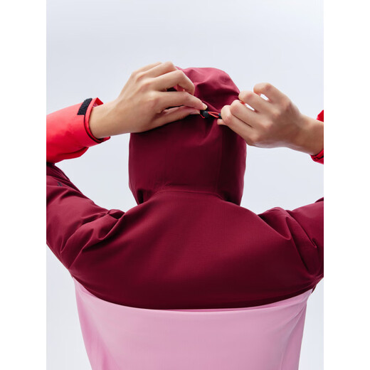 Peak Performance壁克峰Hipe彩壳冲锋衣女子F风F水轻薄硬壳夹克官方旗舰正品 干枯玫瑰 / 亮珊瑚 XS