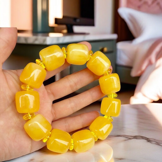Giventy GEFIODEY natural Polish old beeswax bracelet men's original ore chicken oil yellow amber bracelet beeswax date beads yellow wax stone string about 22*28mm random original ore old yellow amber bracelet gift box
