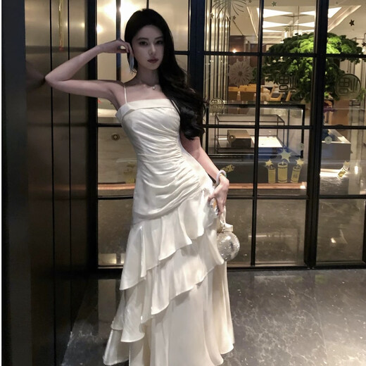 
Ershan Ji French evening dress female celebrity temperament banquet white niche suspender fishtail dress adult gift birthday robe apricot color suspender fishtail dress M