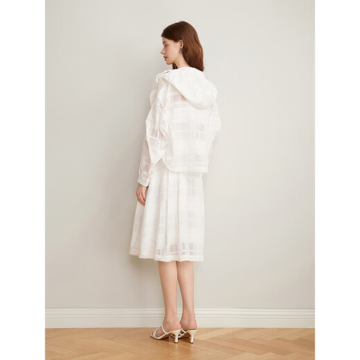 Yiner Goodland Beauty Women's Clothing 2025 Sommer neuer lässiger Style Spitze Kapuze -Jacke Dünne Loose Style White L.