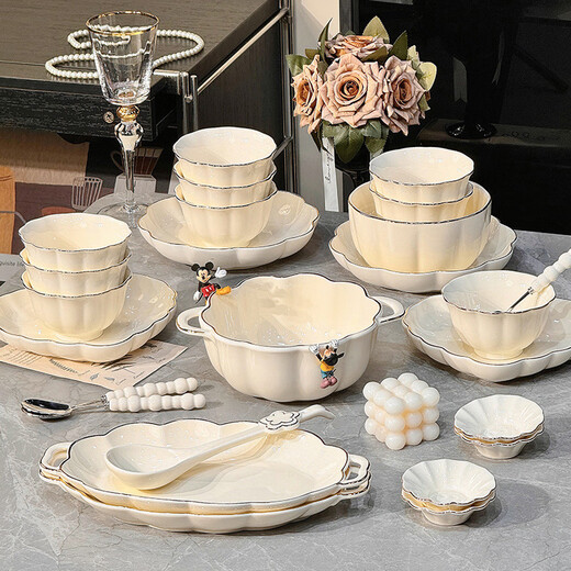 Wenzhi zog in eine neue Heimatschale und ein Gericht, das für Haushalt Keramik, Reisschüssel, Essstäbchen, Schalen, Suppenschalen, hochempfindliches Unterglasur farbiges Geschirr, unterglasfarbene Goldzeichnung 1 Person zum Essen [1396] 4-teiliger Set gezogen ist.