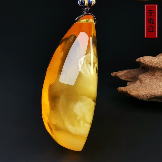 Amber style, one thing, one picture, one certificate, natural beeswax pendant, amber pendant necklace, raw gold minced honey, flawless pendant, 19.48g, 62*32*20mm