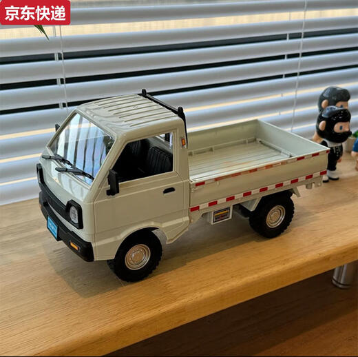 Blue color and micro-card Wuling Liuzhou pickup truck model children's rc remote control car drift car boy toy car gift van van small truck compartment can be opened dual battery version