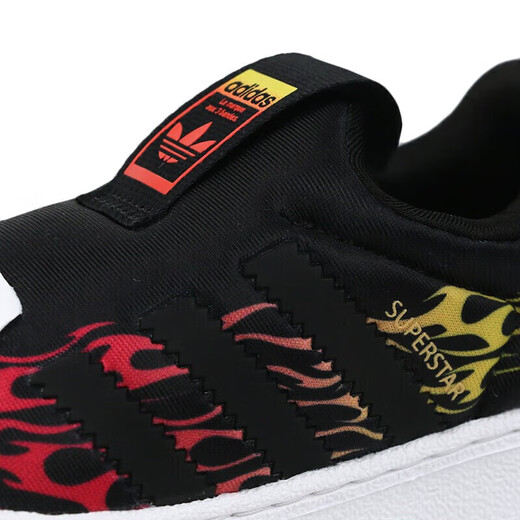 阿迪达斯（adidas）三叶草小童鞋 春夏新款ins潮时尚贝壳头透气运动鞋低帮耐磨休闲鞋 EG9215 20 /4K/115mm