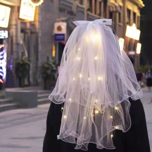 Kuyibao Chinese Valentine's Day white veil headdress photo props bride engagement proposal main wedding dress certificate registration wedding small light