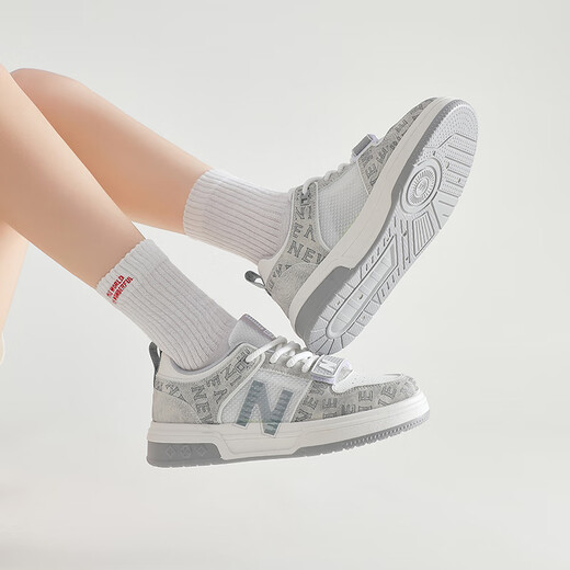 
New Balance Men's Shoes Official 757 Sports Board Shoes Spring and Summer New Breathable Anti-Slip Thick Sole Couple N-line Shoes Retro Casual Shoes 598 White and Black 38
