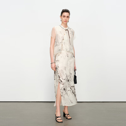 Wandian Wandian 2025 summer new ink charm flower two-piece set 1242L11DY3 white background ink color S