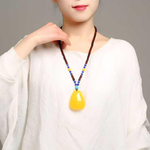 Mu Huanshi wax beeswax pendant sweater chain natural amber raw stone chicken fat yellow water drop necklace for men and women (with national inspection certificate) black material water drop pendant with fashionable cotton rope style
