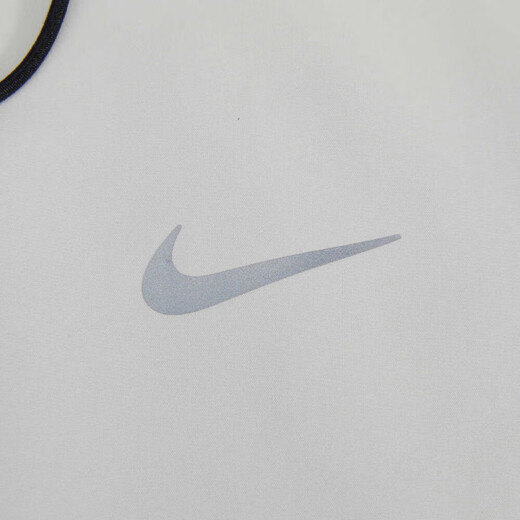 Nike (Nike) 2025 Neue Frauenjacke Sport und ungezwungene Kapuze-Gewebejacke FB7493-110 FB7493-110 L
