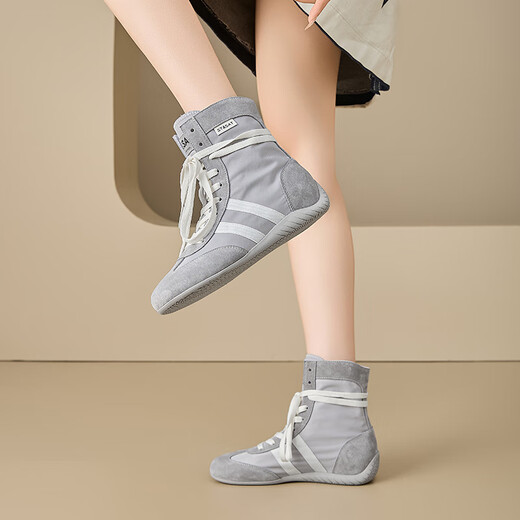
Saturday Martin Boots Women's 2025 Summer New Mesh Breathable Casual Retro Short Boots Women's Boots Thick Sole Non-Slip Lightweight Women's Shoes Gray Single Layer Heel Heel Heel 4cm 40 (250mm) Standard Size