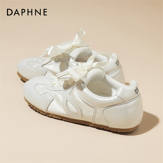 达芙妮（DAPHNE）宋茜同款德训鞋女2025夏季新款云软平底内增高休闲运动小白鞋女鞋 米白 单层 跟高2.5cm 36 (230mm) 标准码