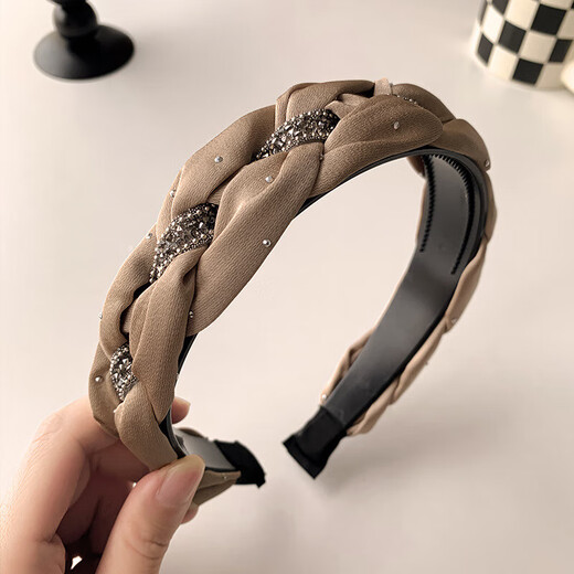 2024 new style high skull black toothed headband for women diamond wide edge braid versatile internet celebrity hair accessories headband new high-definition-drill black