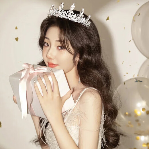 First encounter, birthday crown headdress, 18-year-old coming-of-age ceremony, tomorrow's birthday headband cake, 18-year-old scene decoration bride, birthday crown