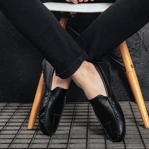 Goldlion (Goldlion) Frühlings- und Sommer 2025 Neue Doudou -Schuhe Herrenlederschuhe koreanische Version Fahren faule Schuhe Soziale Trend lässige Herrenschuhe Schwarz 9880 39