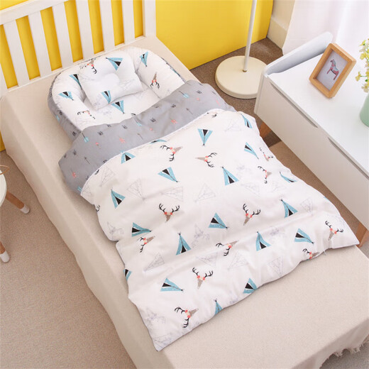 Hemei portable baby nest anti-pressure crib mid-bed bionic baby pillow mommy travel crib Star travel (HDJ with quilt) 50*85