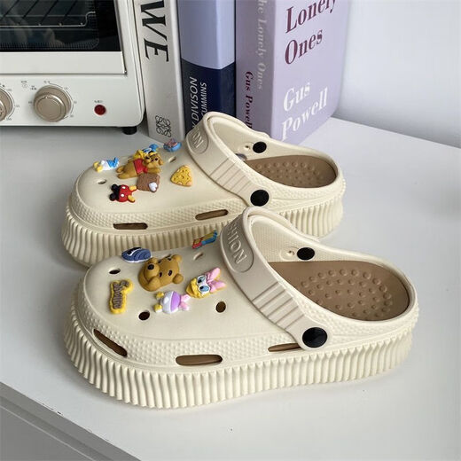 
Chaoyunyue's new high-soled thick-soled anti-slip girl's heart high-heeled hole shoes 9905+ random (0500 random shoe size) 36-37 Suitable for 35-36 feet