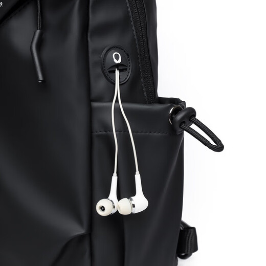 
New men's crossbody bag casual 2024 Korean version of the film waterproof small backpack trendy and fashionable sports chest bag 6216 black length 20cm high 32cm width 11cm