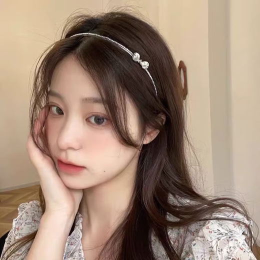 Crystal headband light luxury high-end hairpin headwear women's high-end 2025 new pressure hair hole headband practical outdoor hair accessories