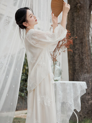 卡悠莱（KAYOULAI）时尚女装套装时髦洋气款减龄女人味小个子夏天80后新中式夏季女新 上衣+半身裙 M建议80-100斤 均码
