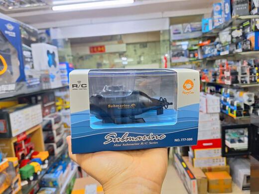 
Children's mini six-way remote control boat submarine charging hovercraft water play speedboat airship toy yacht toy medium-sized remote control cruiser-green 582 standard + remote control battery + screwdriver