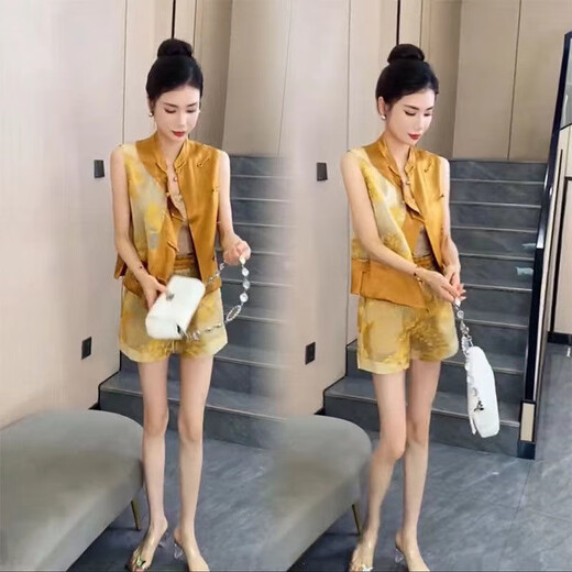 FHHUABD国风贵气感时尚套装女2024夏季新款坎袖拼接盘扣马甲短裤两件套女 12158-黄色套装 8XL m建议80-95斤