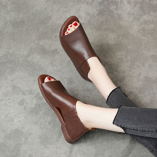 Sandales en bouche de poisson rouges de libellule pour femmes 2025 Été réel cuir doux rétro maman décontractée sandales en cuir plate glissade chaussures de plage romaine marron 35