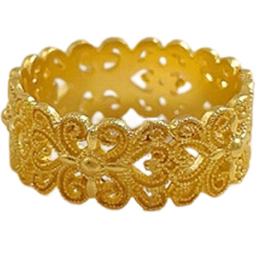 Lao Fengxiang gold ring hollow retro style lace ring filigree ring as a birthday gift for girlfriend and wife, about 4.86g