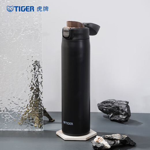 TIGER lightweight and portable stainless steel vacuum pop-up lid thermal and cold cup MTR-W088-KAT black wood color 880ML