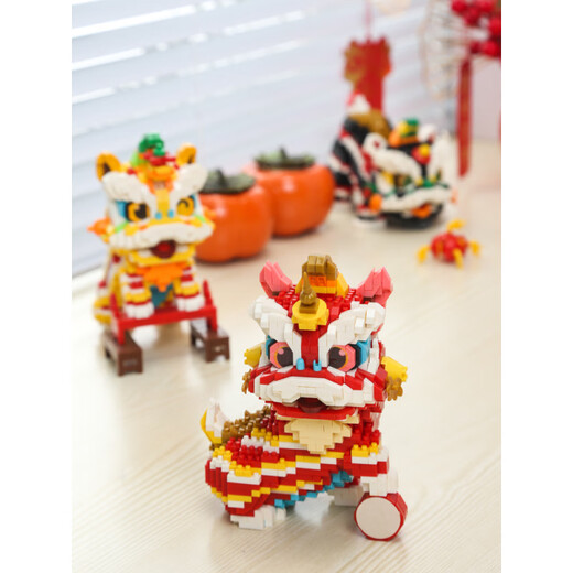 Qianqiu Dream New Year Series assemblé Insérer des blocs de construction Toyments Ornements Chinois Style Dance Lion Lion Lion Small Grain Boy and Girl Year of the Snake Gift Green 9272 Yang Huiyi