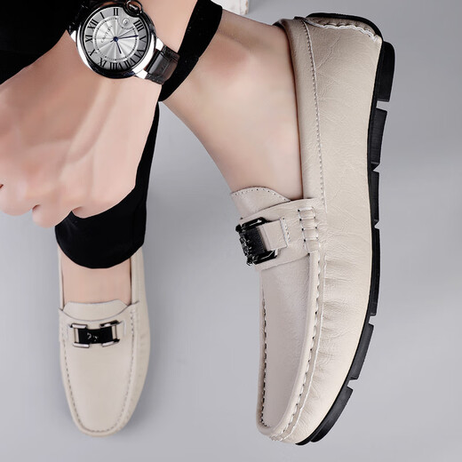 Luxury Luxury Chaussures en cuir à tendance pour hommes 2025 Nouveau été respirant en bas de fond doux conduite décontractée en cuir authentique chaussures de point de haricot 9930 mètres blancs 39