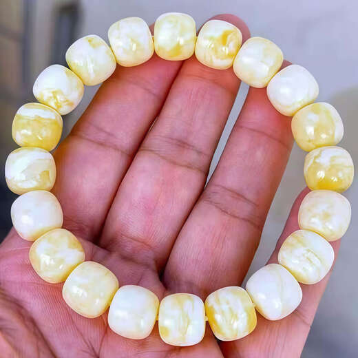 Slightly gifted natural Russian porcelain white flower wax Seiko old-shaped bracelets 10mm old-style beeswax bracelets cultural toys jewelry