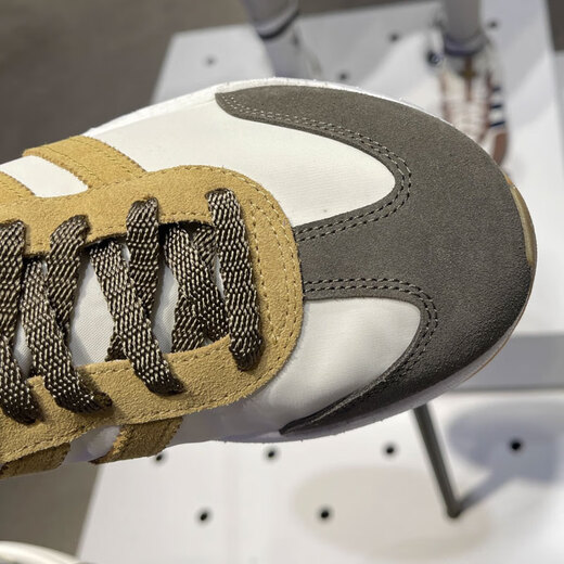 Adidas Chaussures masculines 2025 Été Nouvelle ville RNR SELLE SOLLE SOLLE CASSORES COSSIONNEUR CHAISONS CHAPOISAGES JR7001 39