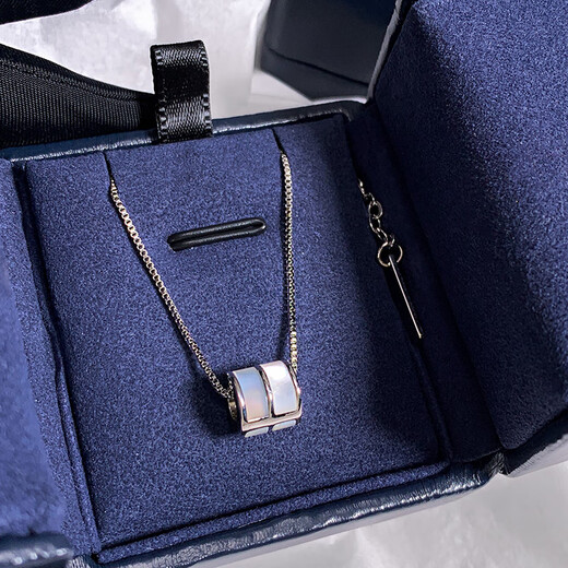 YIBIY Passepartout White Pendant Small Waist Necklace Women's 2025 New Light Luxury Niche Necklace Clavicle Chain Silver Passepartout Necklace/Piece Full Length About 42+5